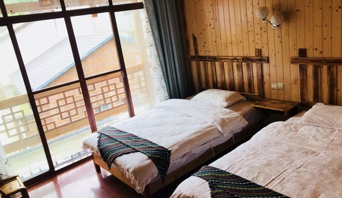 Superior Twin Room with Balcony