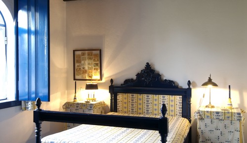 Double or Twin Room (Yellow)
