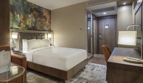 Family Room, 1 Queen Bed