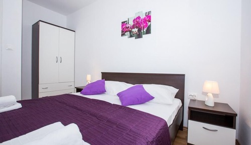 Apartment (One-Bedroom Apartment with Balcony)