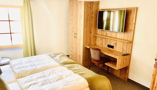 Basic Double Room, Accessible, Ensuite (Fachwerkhaus Plus)