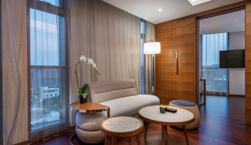 Junior Suite, 1 King Bed