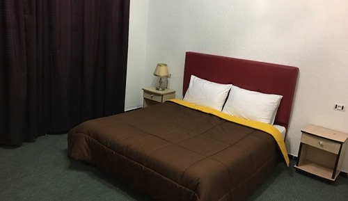 House, 2 Bedrooms