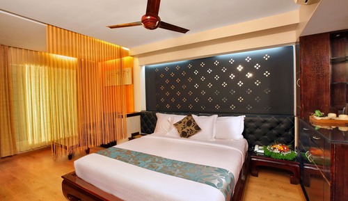 Honeymoon Room