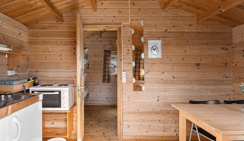 Economy Cabin (5 Persons)