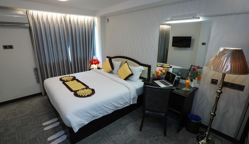 Executive Suite