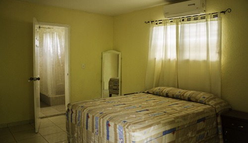 Studio, 1 King Bed