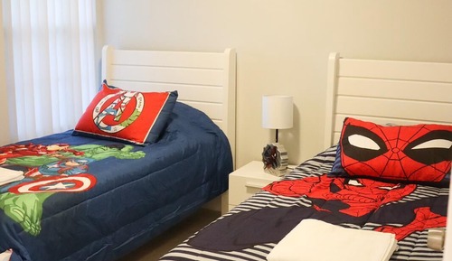 Premier Apartment, 3 Bedrooms, Kitchen, Garden View