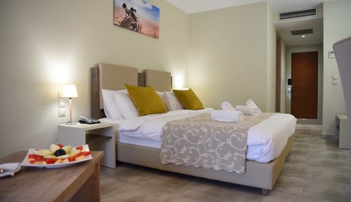 Double Room, Partial Sea View