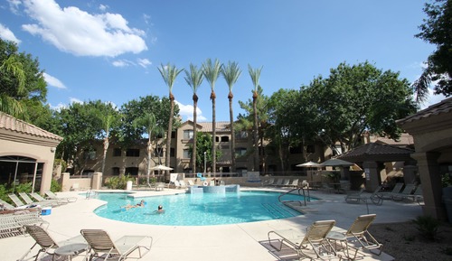 Condo, 2 Bedrooms
