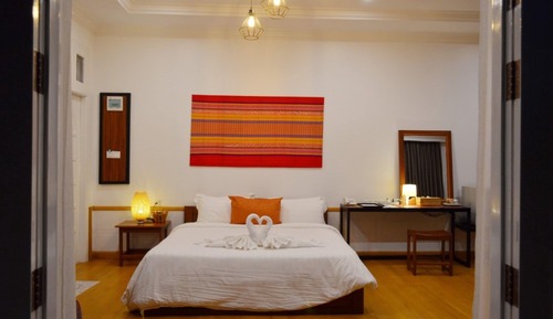 Sunrise Suite