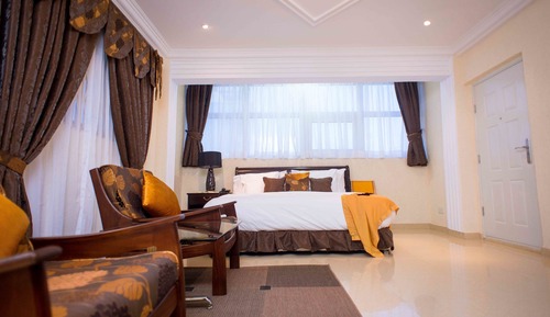 Deluxe Double Room, 1 Queen Bed, Kitchenette