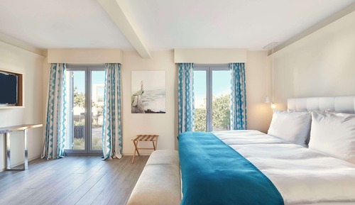 Suite, 2 Bedrooms (Garden Pool)
