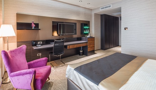 Executive Single Room, Balcony, Pool View