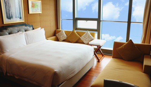 Family Deluxe Suite