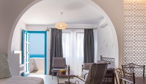 Executive Suite, Sea View