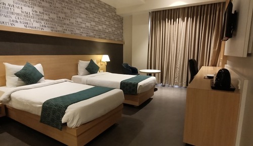 Deluxe Double Room, 1 Bedroom, Hill View