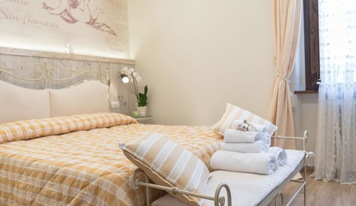 Family Quadruple Room, Multiple Beds, Private Bathroom, Garden View (Chiara)