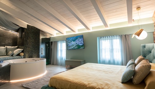Luxury Studio Suite