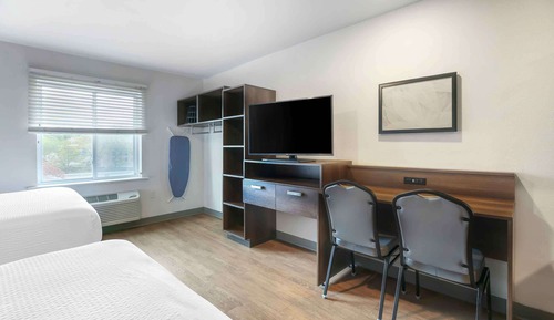 Standard Studio, 2 Queen Beds, Non Smoking, Refrigerator & Microwave
