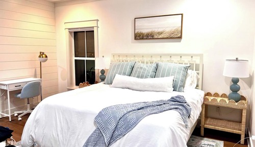 House, 4 Bedrooms (The Mitten Escape)