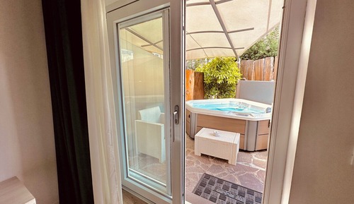 Exclusive Double or Twin Room
