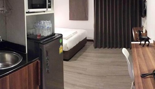 Deluxe Room (Floor 1-3)