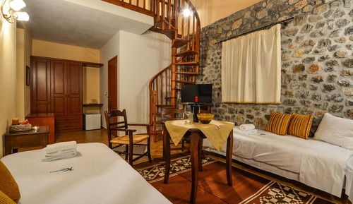 Suite, Multiple Beds, Mountain View