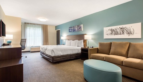 Suite, 1 King Bed, Non Smoking