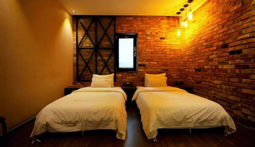 Deluxe Twin Room (No Breakfast on Mondays)