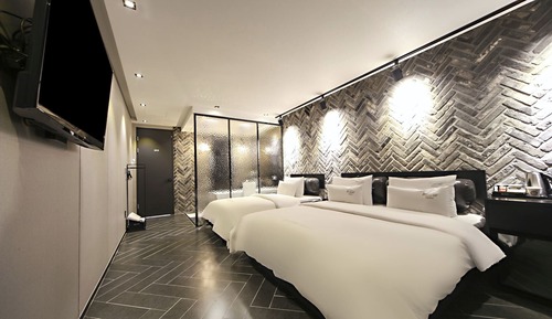 Premium Twin Room (No Breakfast on Mondays)