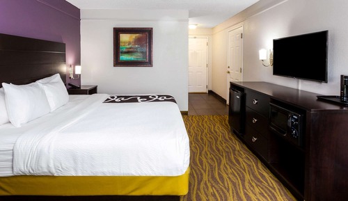 Executive Room, 1 King Bed, Non Smoking