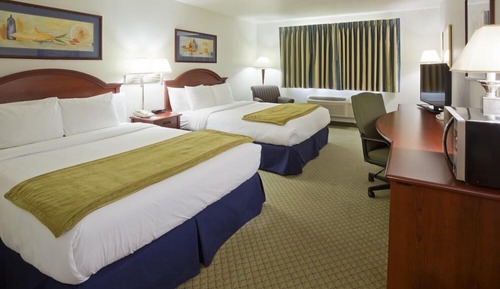 Standard Room, 2 Queen Beds, Non Smoking