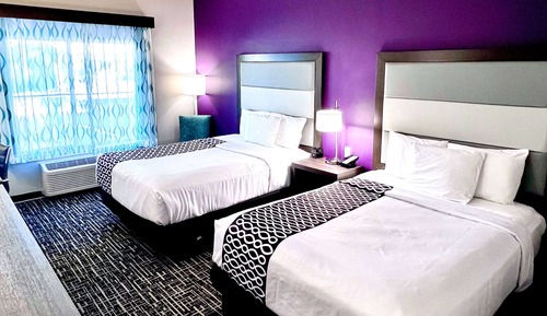 Room, 2 Queen Beds, Non Smoking