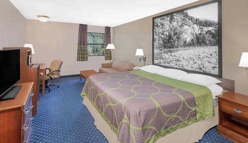 Upgraded, Suite