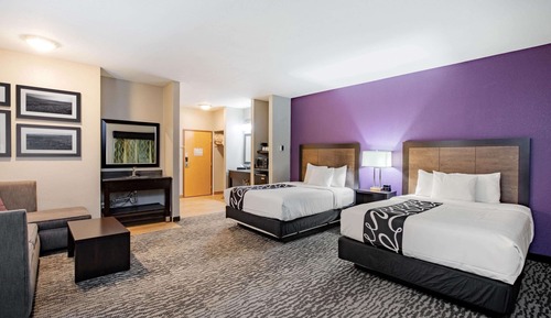 Deluxe Room, 2 Queen Beds, Non Smoking (Deluxe Executive Room)