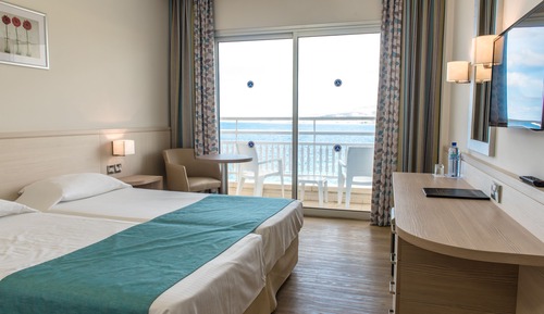 Family Room, Sea View
