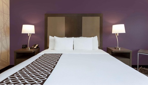 Room, 1 King Bed, Non Smoking