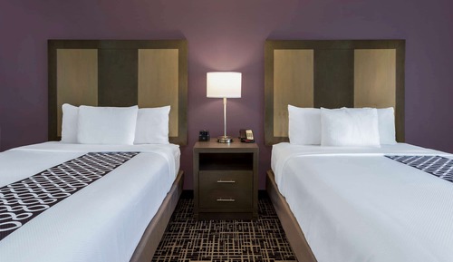 Room, 2 Queen Beds, Accessible, Non Smoking (Mobility Accessible)