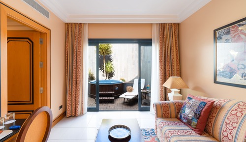 Standard Suite