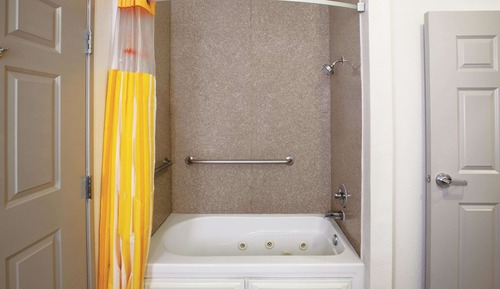 Room, 1 King Bed, Accessible, Non Smoking (Mobility,Roll-In Shower)