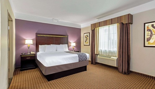 Family Suite, Multiple Beds, Non Smoking, City View