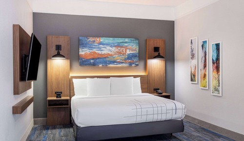 Premier Suite, 1 King Bed, Non Smoking