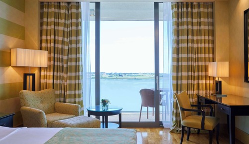 Room (Olive Garden View Room)
