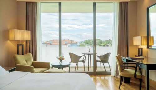 Premium Room, Partial Sea View