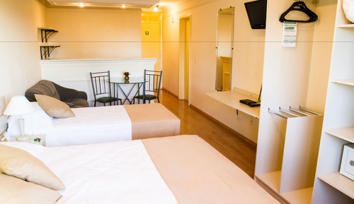 Deluxe Triple Room, City View