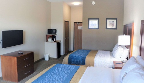 Standard Room, 2 Queen Beds, Non Smoking