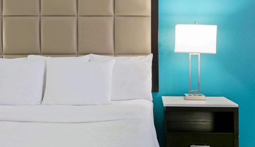 Suite, 1 King Bed, Non Smoking (2 Room)