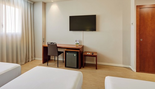 Classic Twin Room (con Cama Extra)