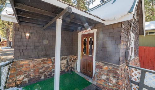 Traditional Cabin